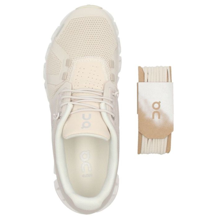 On オン レディース スニーカー スリッポン Cloud 5 クラウド 5 ランニングシューズ ゴム紐 軽量 運動 スポーツ タウンユース デイリーユース