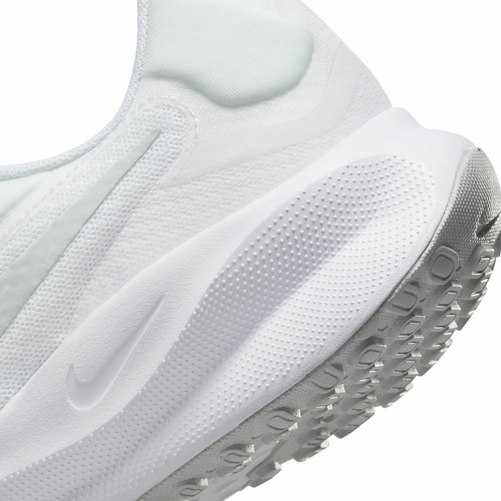 ナイキ スニーカー NIKE メンズ FB2207-100 レボリューション 7 靴 ランニングシューズ ローカット ホワイト クッショニング