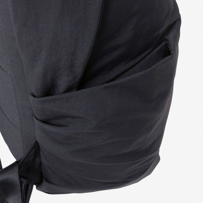 THE NORTH FACE ノースフェイス ネバーストップミニバックパック レディース NMW82351 リュック デイパック 8L 軽量 コンパクト 通勤 通学 ブラック