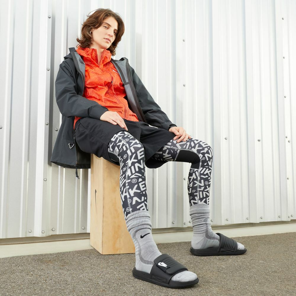 ナイキ レディース サンダル WSオフコートアジャストスライド DV1033-002 ブラック 靴 スライド 軽量 クッション性 NIKE OFFCOURT ADJUST SLIDE