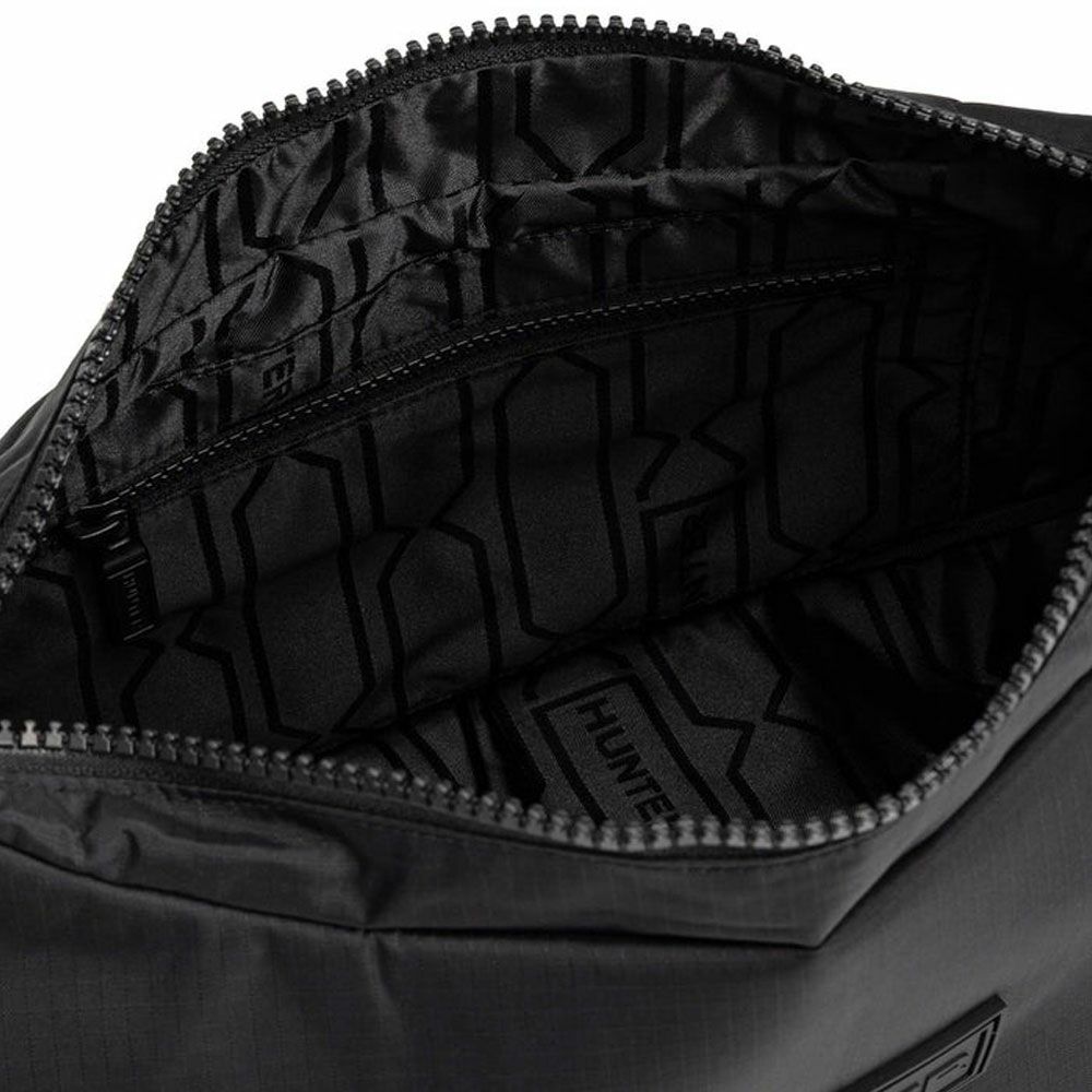 ハンター バッグ レディース メンズ トラベル ホーボー シリング HUNTER 3932 軽量 耐久性 黒 ブラック シルバー シンプル カジュアル