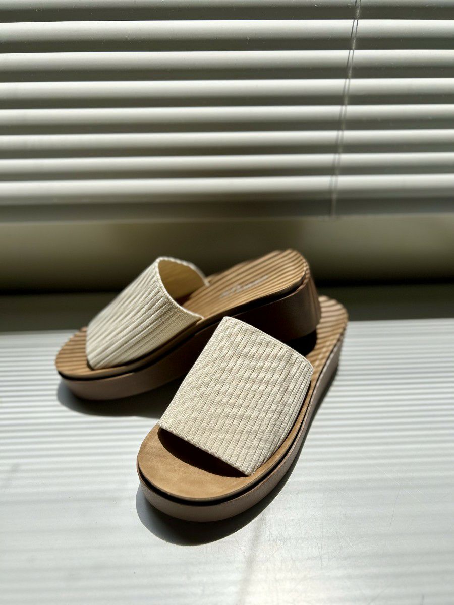 サンダル レディース 厚底 つっかけ ヒール おしゃれ ミュール 黒 履きやすい かかとなし ブラックラメ アイボリー 45108 パレード Parade