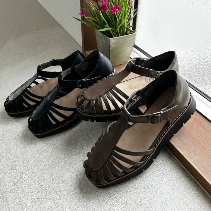 サンダル レディース グルカサンダル 歩きやすい 厚底 おしゃれ 黒 3E ゆったり 幅広 軽量 ストラップサンダル ローヒール 6754 パレード 靴 Parade