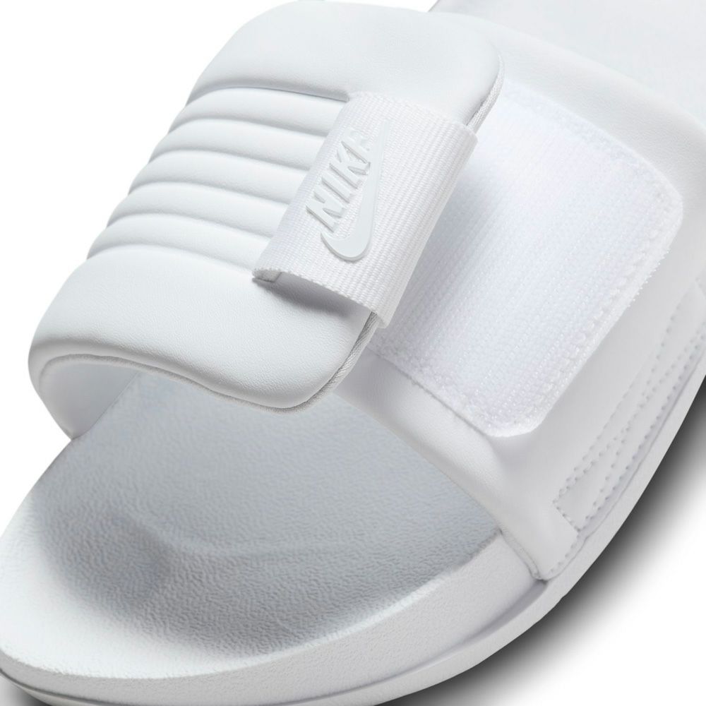 ナイキ サンダル レディース 靴 オフコート アジャスト スライド コンフォート 軽量 快適 調節可能  DV1033-101 NIKE Offcourt Adjust Slide ホワイト