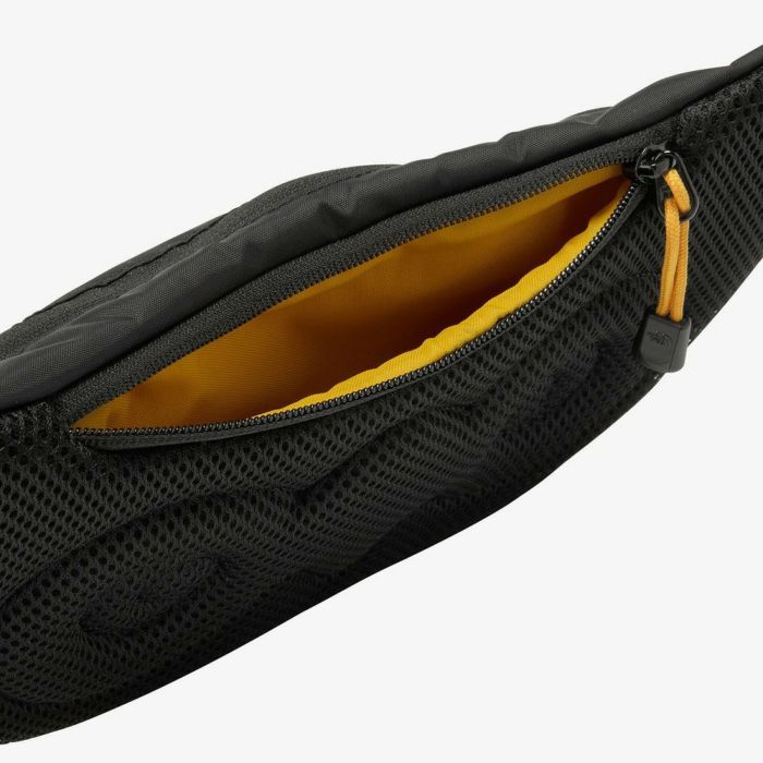 ノースフェイス キッズ ショルダーバッグ ウエストバッグ ウエストポーチ 子供 バッグ 斜め掛け 男の子 女の子 おでかけ 遠足 アウトドア THE NORTH FACE イッピーヒップパック NMJ72552