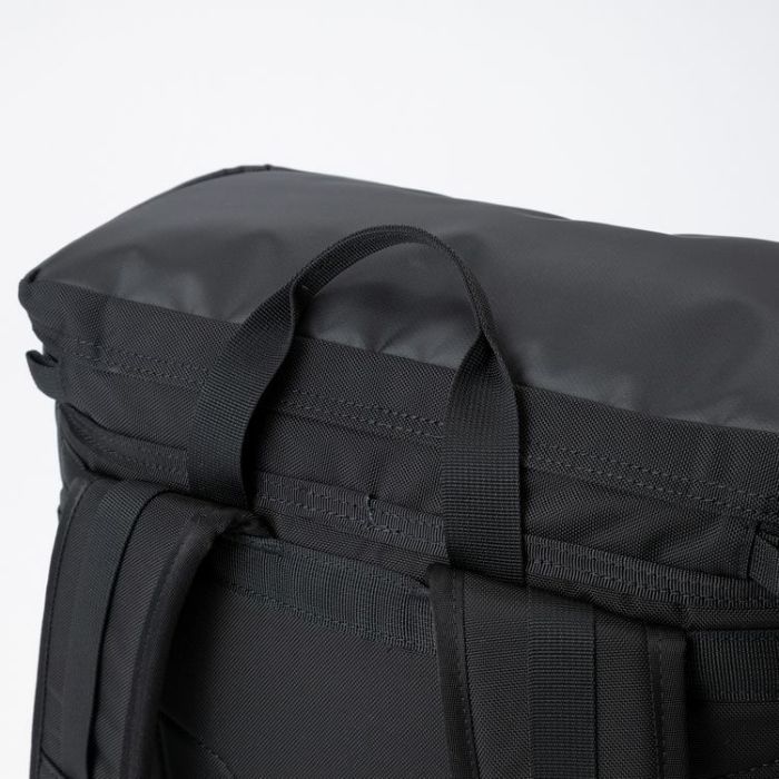 ノースフェイス リュック 30L ヒューズボックス デイパック THE NORTH FACE バッグ 黒 ブラック 通勤 通学 大容量 ボックス型 NM82250