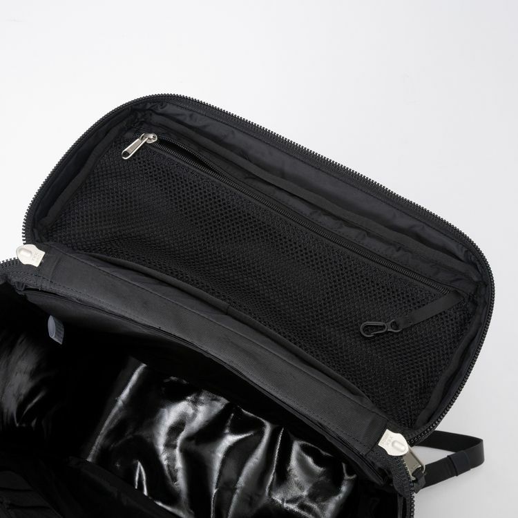 ノースフェイス リュック 30L ヒューズボックス デイパック THE NORTH FACE バッグ 黒 ブラック 通勤 通学 大容量 ボックス型 NM82250