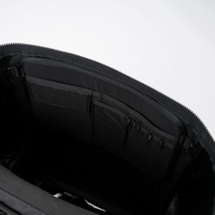 ノースフェイス リュック 30L ヒューズボックス デイパック THE NORTH FACE バッグ 黒 ブラック 通勤 通学 大容量 ボックス型 NM82250