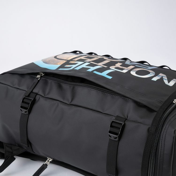 ノースフェイス リュック 30L ヒューズボックス デイパック THE NORTH FACE バッグ 黒 ブラック 通勤 通学 大容量 ボックス型 NM82250
