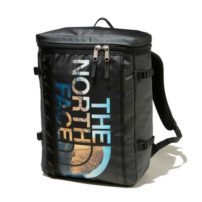 ノースフェイス リュック 30L ヒューズボックス デイパック THE NORTH FACE バッグ 黒 ブラック 通勤 通学 大容量 ボックス型 NM82250