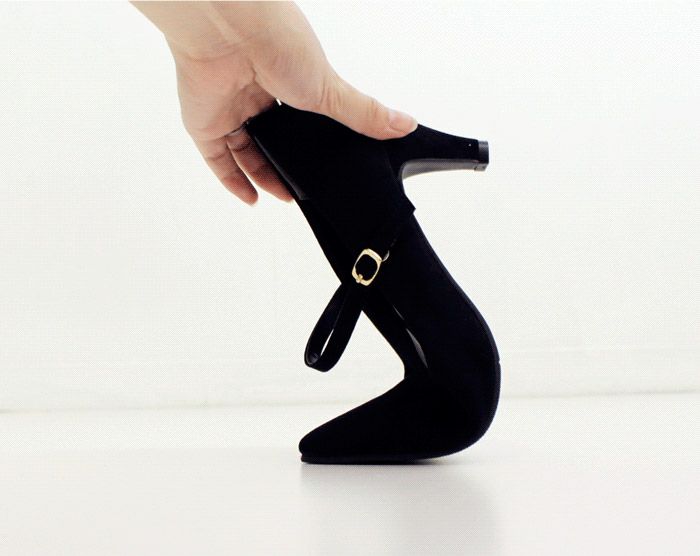 パンプス 結婚式 太ヒール ワンストラップ 痛くない 柔らかい 黒 二次会 パーティ ビジネス 仕事 ミドルヒール 6cm 6センチヒール 19035 極ふわっ Parede レディース