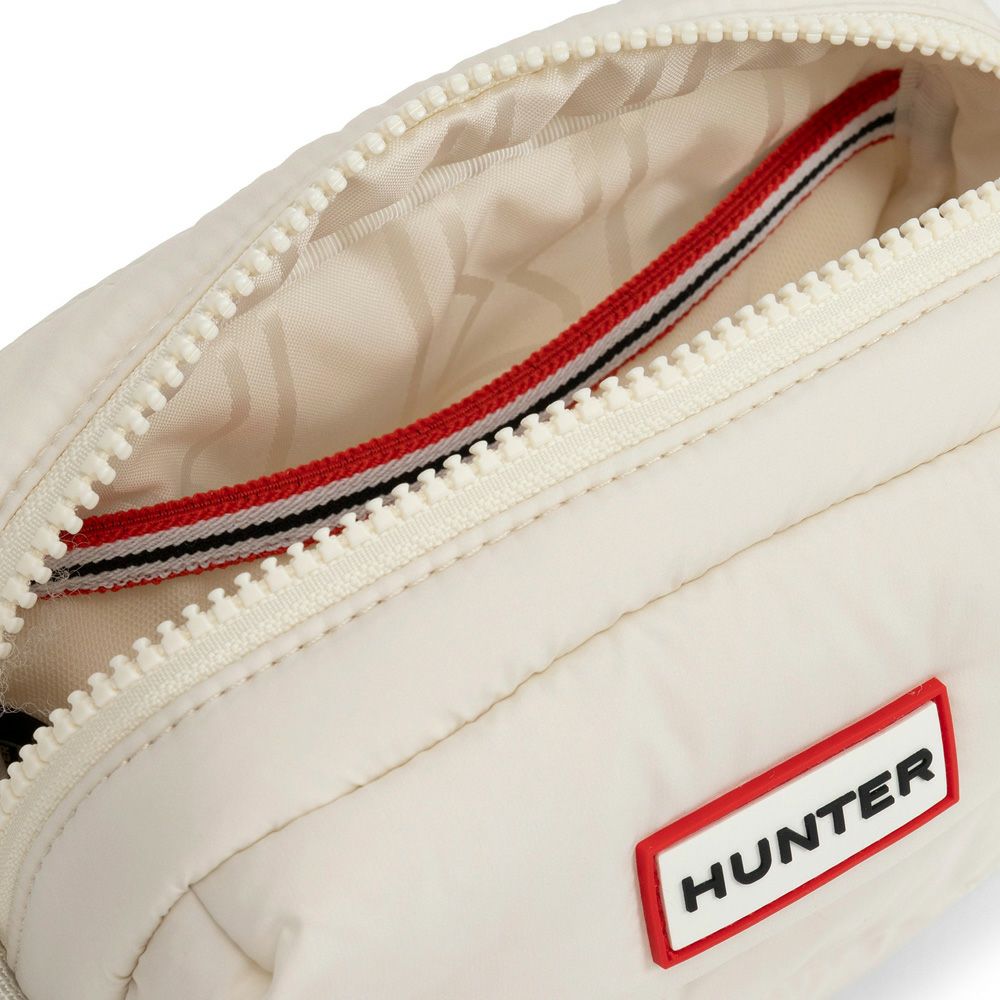 ハンター バッグ ボディバッグ ショルダーバッグ UBX2238CPE イントレピッド パファーミニクロスボディ HUNTER 耐水 軽量 コンパクト