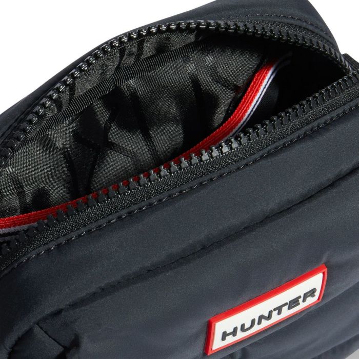 ハンター バッグ ボディバッグ ショルダーバッグ UBX2238CPE イントレピッド パファーミニクロスボディ HUNTER 耐水 軽量 コンパクト