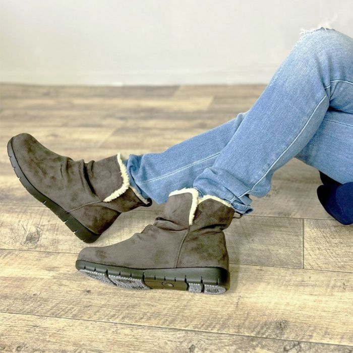 ブーツ レディース 幅広 防水 靴 ショートブーツ 3E あったかい 保温 履きやすい おしゃれ かわいい シンプル ローヒール 冬 晴雨兼用 黒 ブラック 茶色 ブラウン カーキ パレード 52909 Parade