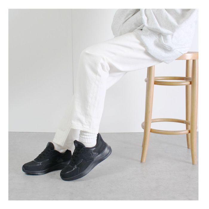 手を使わずに履ける 靴 レディース スニーカー ハンズフリー スリッポン 履きやすい 歩きやすい 軽量 軽い 防水 ゴム紐 ブラック 通勤 通学 楽すぽっ パレード Parade 51709