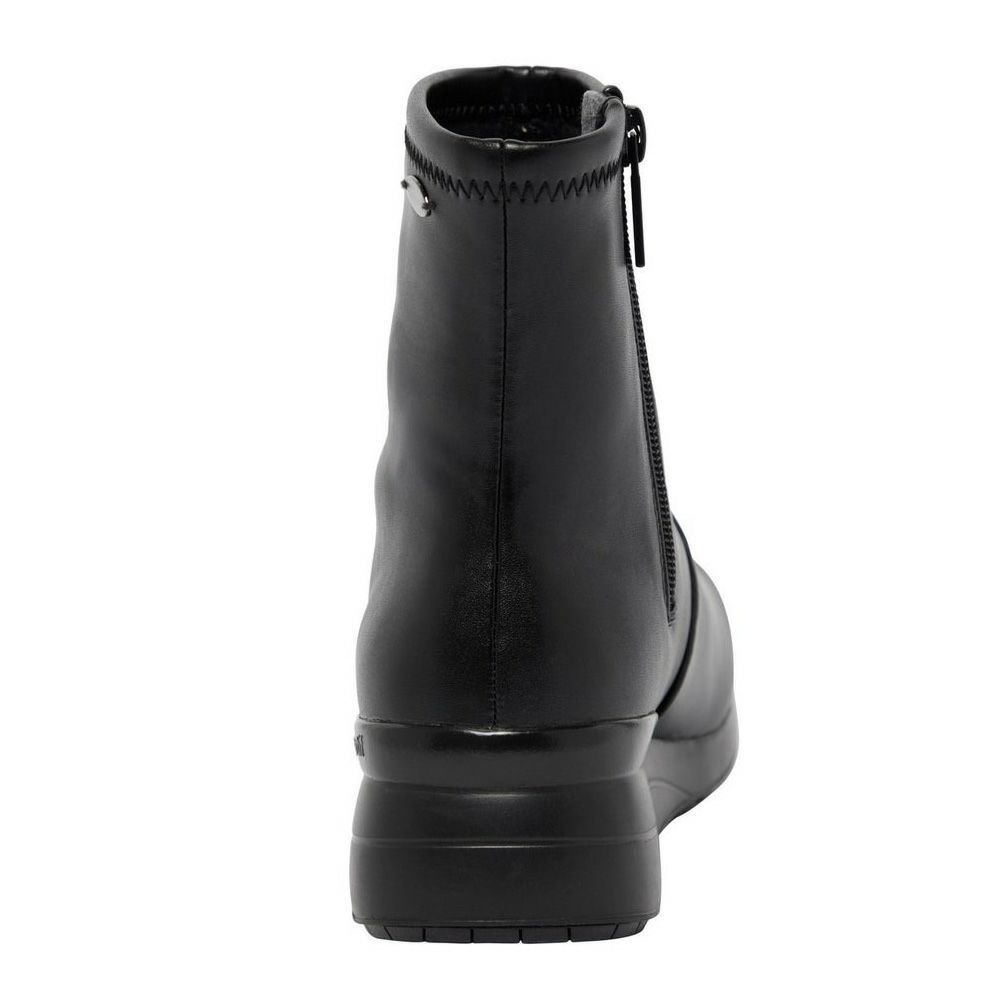 ルコックスポルティフ レディース ショートブーツ ブーツ 靴 LCS アンジェ II LU5FBT84LZ 防水 防寒 発熱 蓄熱 防滑 軽量 2E ヒールアップ サイドファスナー le coq sportif