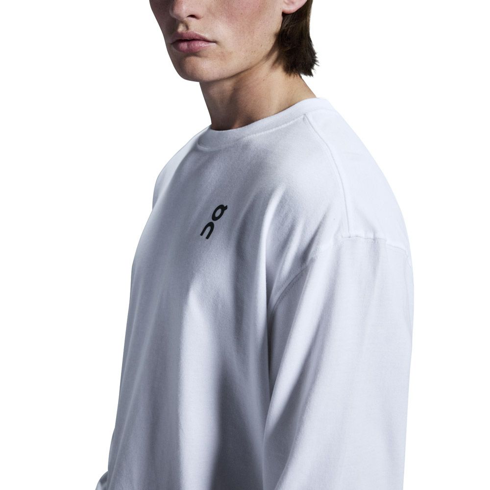 ON Club Long-T クラブロングT 120069 White 120553 Black メンズ Tシャツ 長袖 ロンT カジュアル タウンユース デイリーユース ウェア アパレル トップス ロゴT