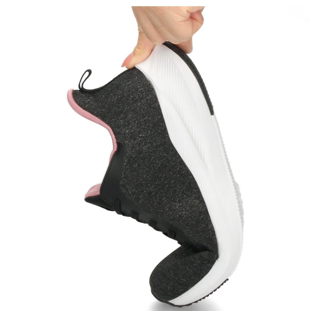 スリッポン レディース スニーカー 撥水 軽量 屈曲性 手を使わず履ける 黒 ブラック 軽い ハンズフリー パレード 楽すぽっ 51708 Parade