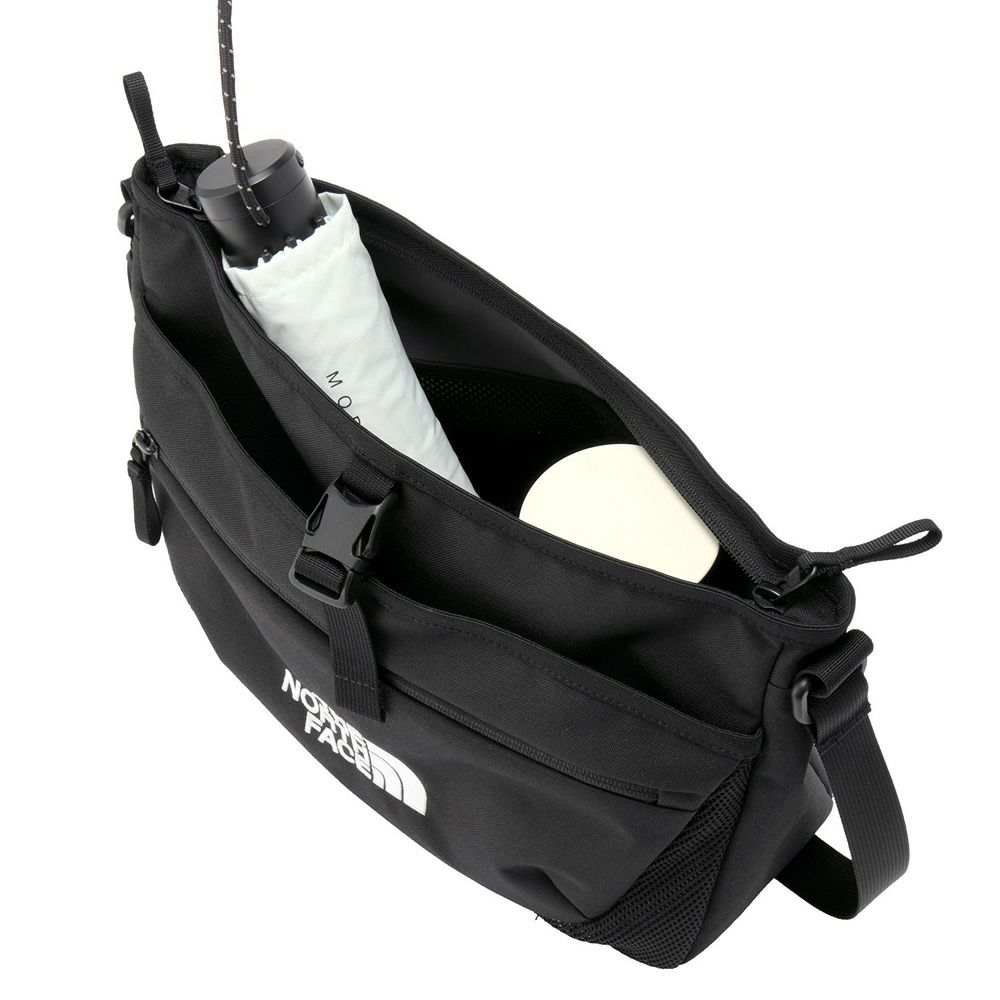 ノースフェイス ショルダーバック リープショルダー THE NORTH FACE NM72601 LEAP SHOULDER 8L 標準的なサイズ 長財布 ペットボトル 折りたたみ傘 ブラック 黒 ホワイト レッド
