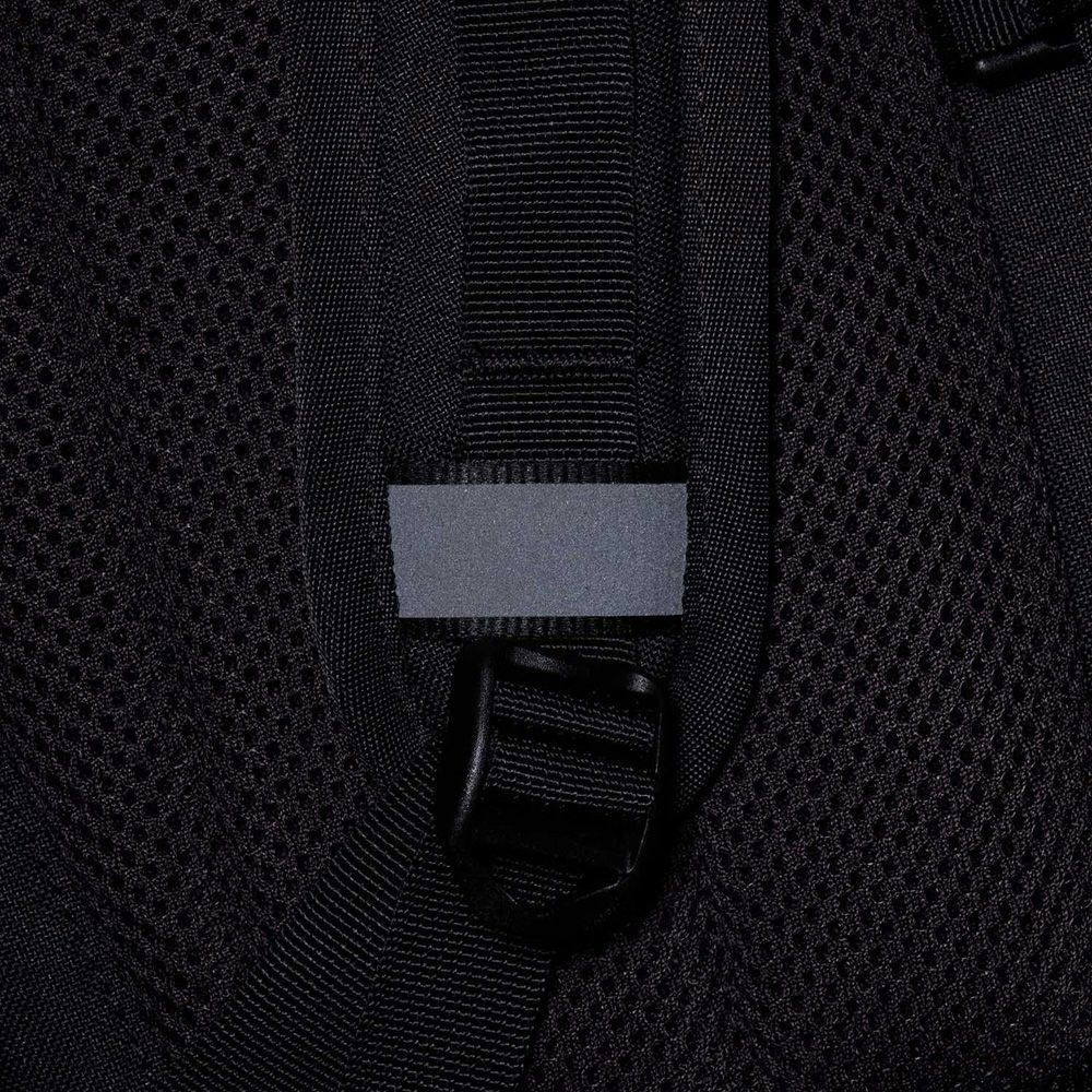 ノースフェイス リュック バック リープ20 23L THE NORTH FACE NM62611 LEAP20 デイパック バックパック通勤 通学 PC収納 ブラック 黒 ホワイト レッド