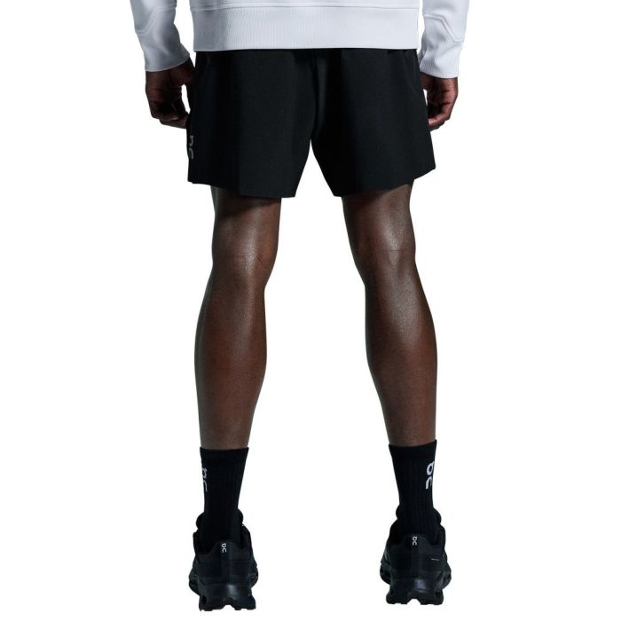 On オン 7" Core Shorts 7インチ コアショーツ ランニングショーツ メンズ ランニングパンツ ランニングウェア 1MF10740553 ブラック