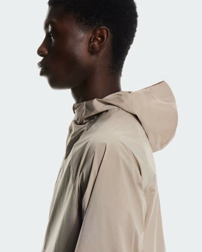 オン On Core Jacket M コアジャケット 330553 330603 ブラック ベージュ