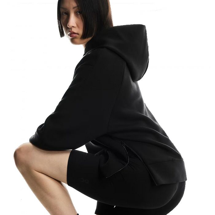 On オン レディース Focus Tech Hoodie W 360553 フォーカス テック フーディー